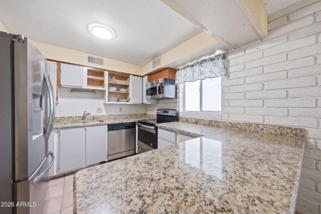 1313 N 48TH Street, Phoenix, AZ 85008