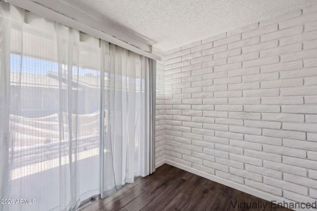 1313 N 48TH Street, Phoenix, AZ 85008