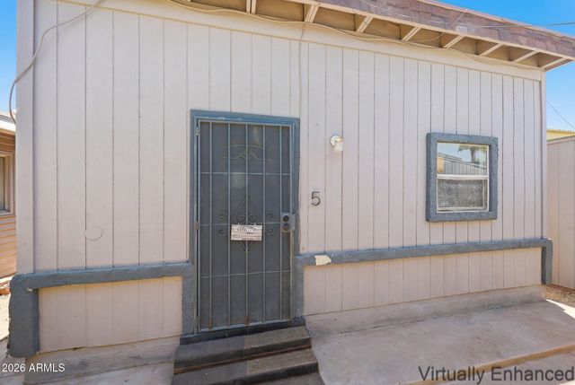 1313 N 48TH Street, Phoenix, AZ 85008