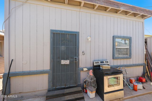 1313 N 48TH Street, Phoenix, AZ 85008