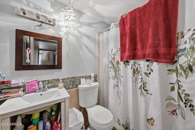 1313 N 48TH Street, Phoenix, AZ 85008