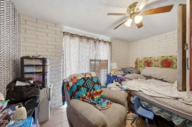 1313 N 48TH Street, Phoenix, AZ 85008