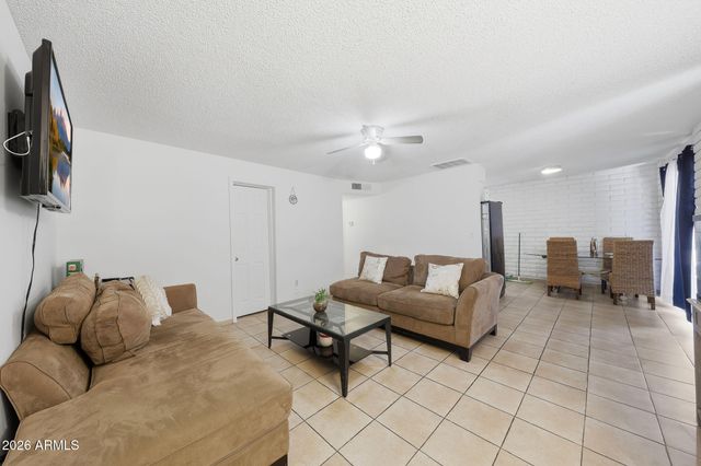 1313 N 48TH Street, Phoenix, AZ 85008