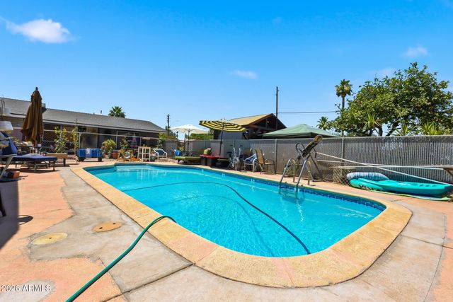 1313 N 48TH Street, Phoenix, AZ 85008