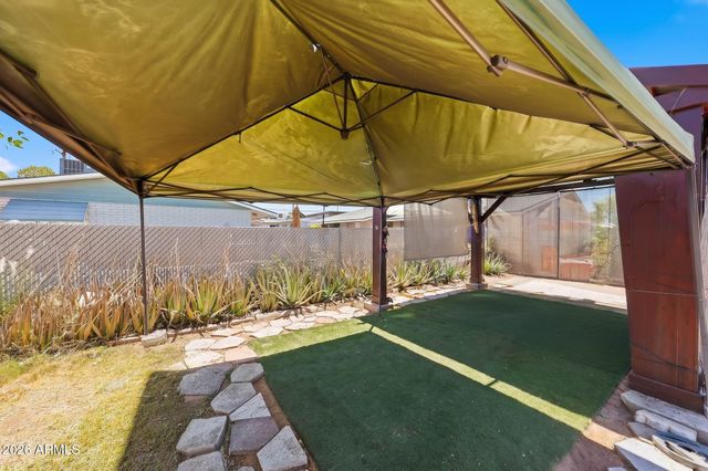 1313 N 48TH Street, Phoenix, AZ 85008