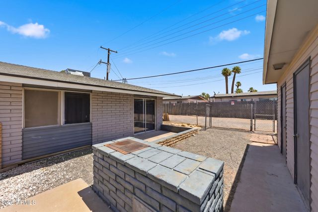 1313 N 48TH Street, Phoenix, AZ 85008