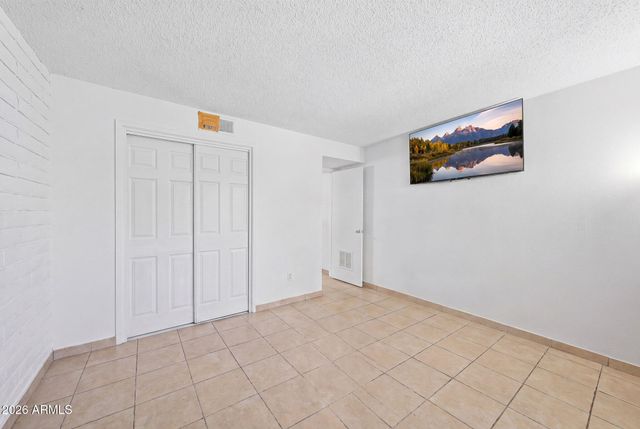 1313 N 48TH Street, Phoenix, AZ 85008