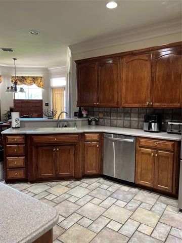 2012 Regent Circle, Bossier City, LA 71111