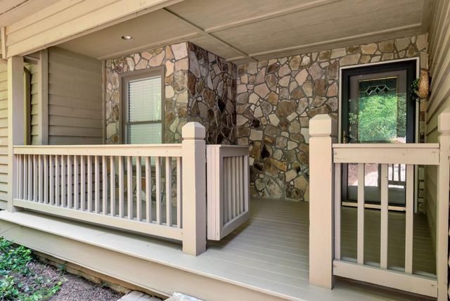 161 Falling Creek, Sautee Nacoochee, GA 30571