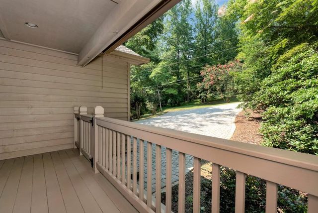 161 Falling Creek, Sautee Nacoochee, GA 30571