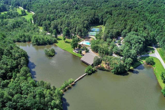 161 Falling Creek, Sautee Nacoochee, GA 30571