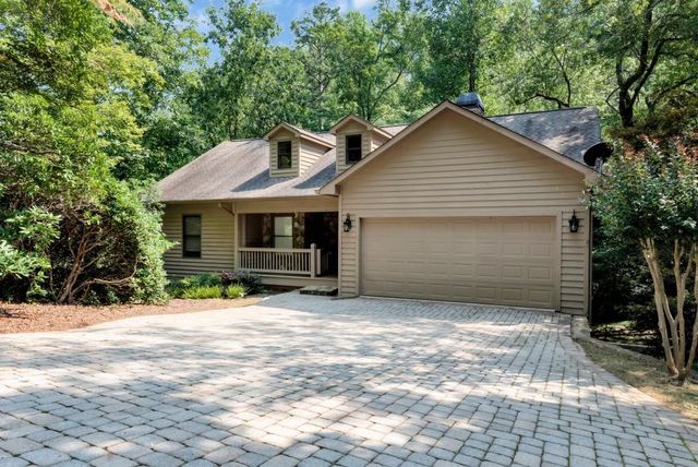 161 Falling Creek, Sautee Nacoochee, GA 30571