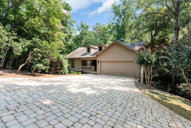 161 Falling Creek, Sautee Nacoochee, GA 30571