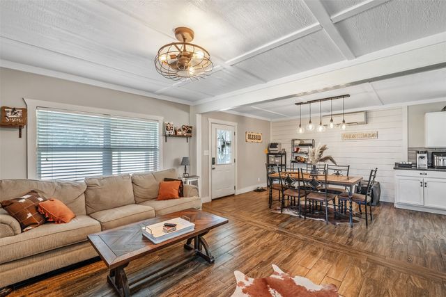 150 CR 2337, Mineola, TX 75773