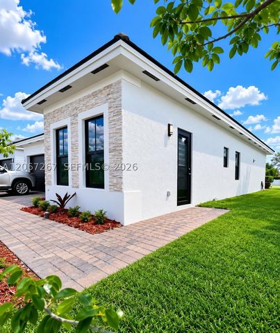 14602 SW 23th Ter, Miami, FL 33175