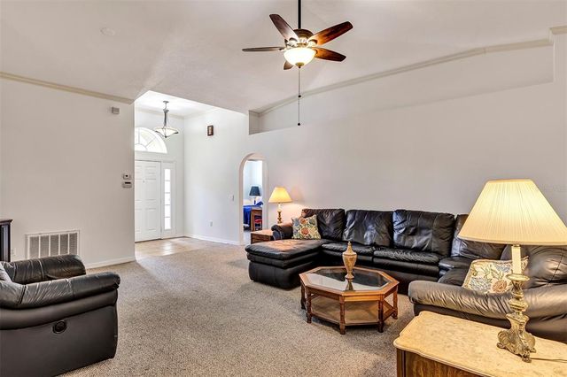 638 SUN BLUFF LANE, Apopka, FL 32712