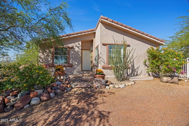 42210 N CASTLE HOT SPRINGS Road N, Morristown, AZ 85342