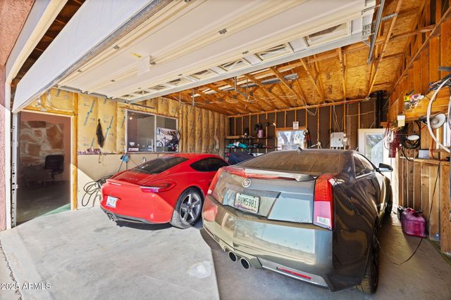 42210 N CASTLE HOT SPRINGS Road N, Morristown, AZ 85342