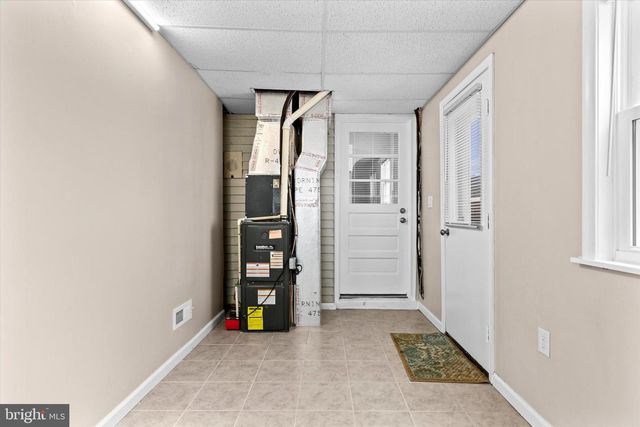 504 N ENOLA DR, Enola, PA 17025