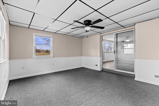 504 N ENOLA DR, Enola, PA 17025