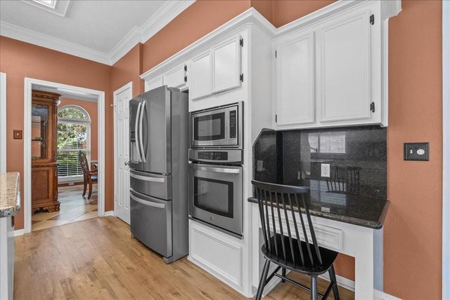 4318 Island Hills Drive, Pasadena, TX 77059