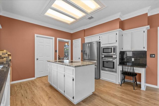 4318 Island Hills Drive, Pasadena, TX 77059