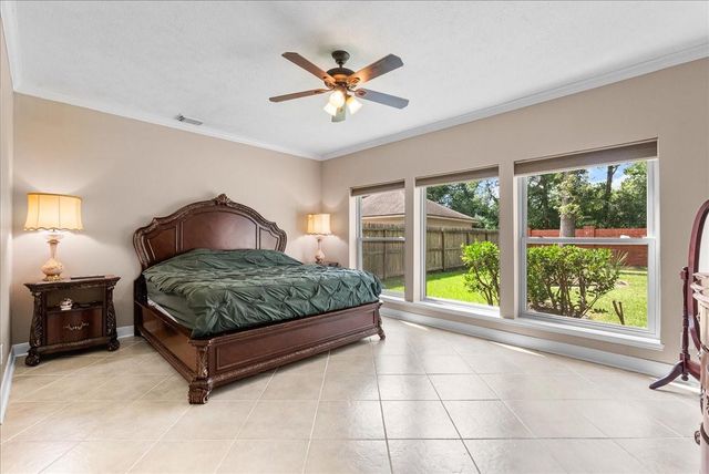 4318 Island Hills Drive, Pasadena, TX 77059