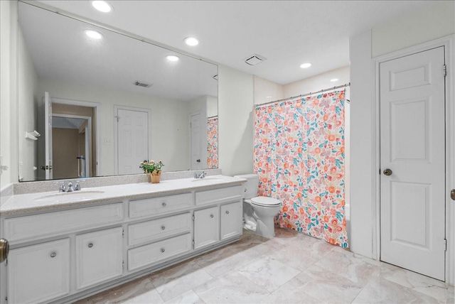 4318 Island Hills Drive, Pasadena, TX 77059