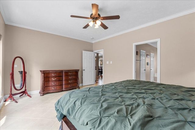 4318 Island Hills Drive, Pasadena, TX 77059
