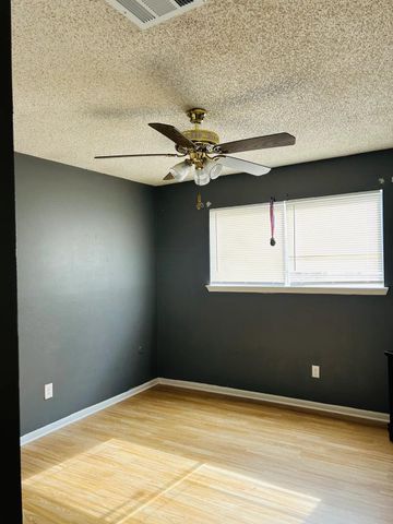 11350 Oakcenter Drive, Houston, TX 77072