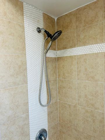 11350 Oakcenter Drive, Houston, TX 77072