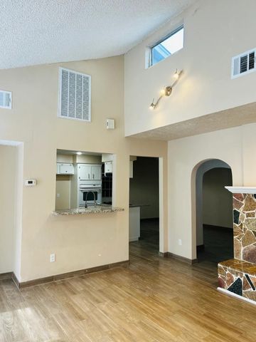 11350 Oakcenter Drive, Houston, TX 77072