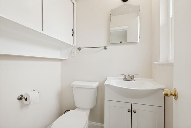 2414 San Medina Avenue, Dallas, TX 75228