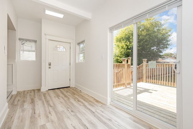 7810 S Bishop Street, Chicago, IL 60620