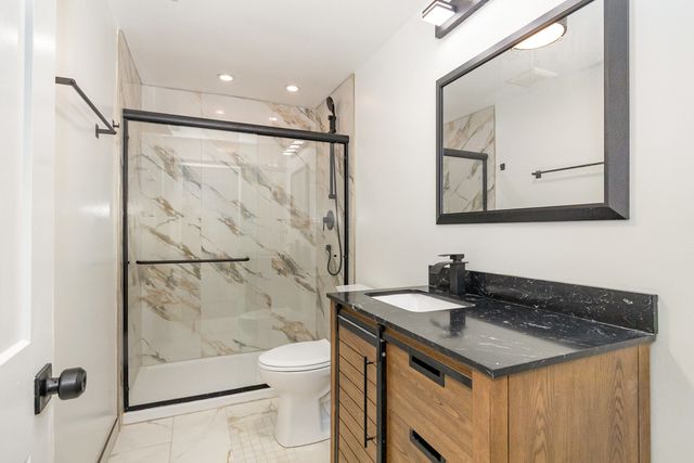 7810 S Bishop Street, Chicago, IL 60620