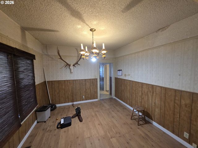 2107 N TERRY St, Portland, OR 97217