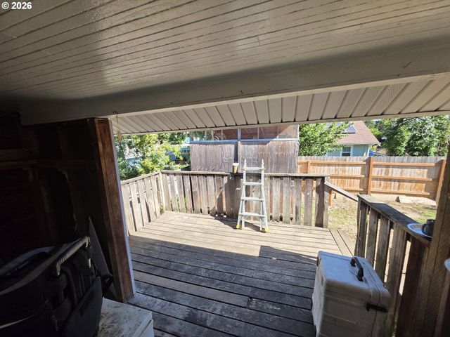 2107 N TERRY St, Portland, OR 97217