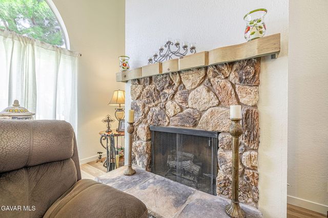 236 Shirley Lane, Palmdale, CA 93551