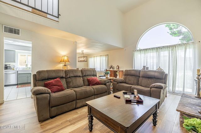236 Shirley Lane, Palmdale, CA 93551