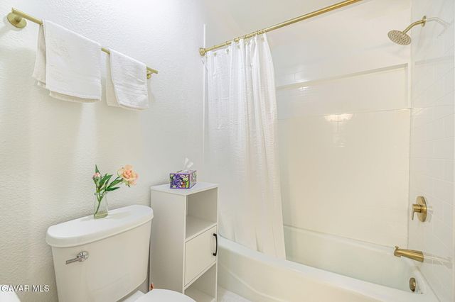 236 Shirley Lane, Palmdale, CA 93551