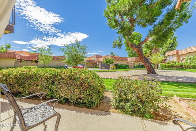 236 Shirley Lane, Palmdale, CA 93551