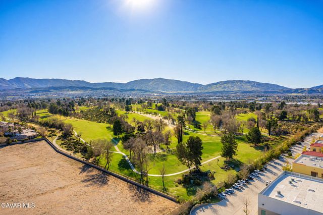 236 Shirley Lane, Palmdale, CA 93551