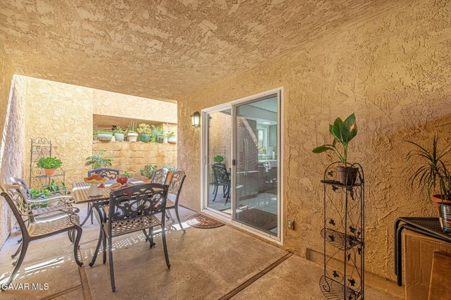236 Shirley Lane, Palmdale, CA 93551
