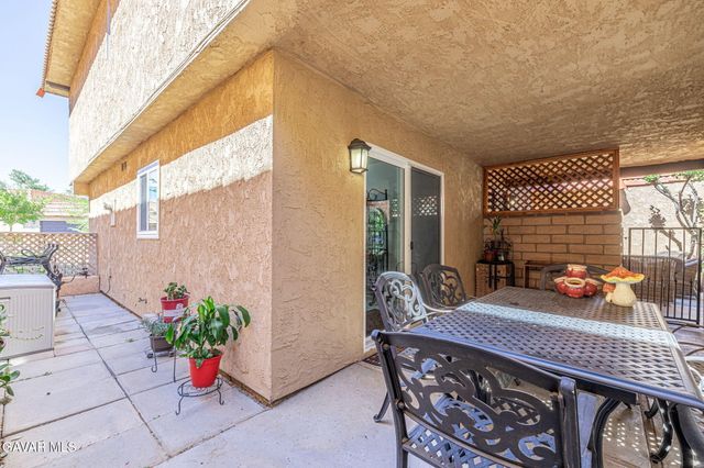 236 Shirley Lane, Palmdale, CA 93551