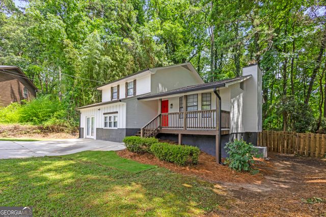 630 Pennylake Court, Stone Mountain, GA 30087