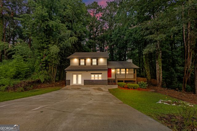 630 Pennylake Court, Stone Mountain, GA 30087