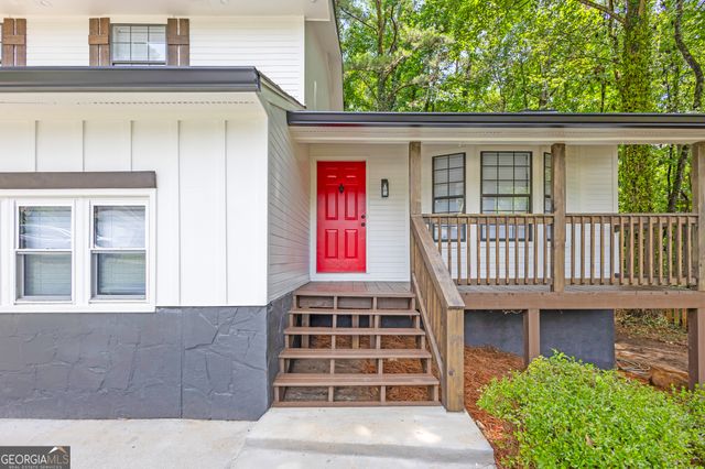 630 Pennylake Court, Stone Mountain, GA 30087