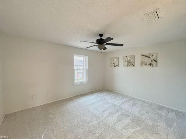1414 Highnoon PL, Virginia Beach, VA 23462