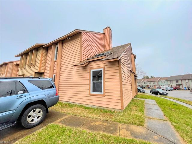 1414 Highnoon PL, Virginia Beach, VA 23462