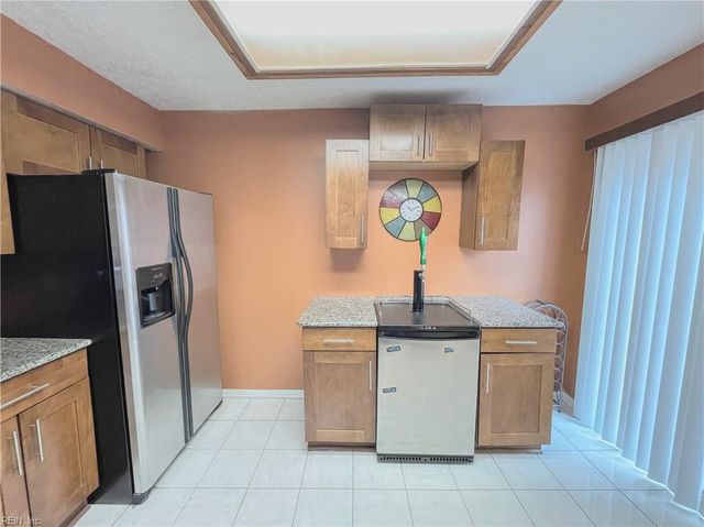 1414 Highnoon PL, Virginia Beach, VA 23462
